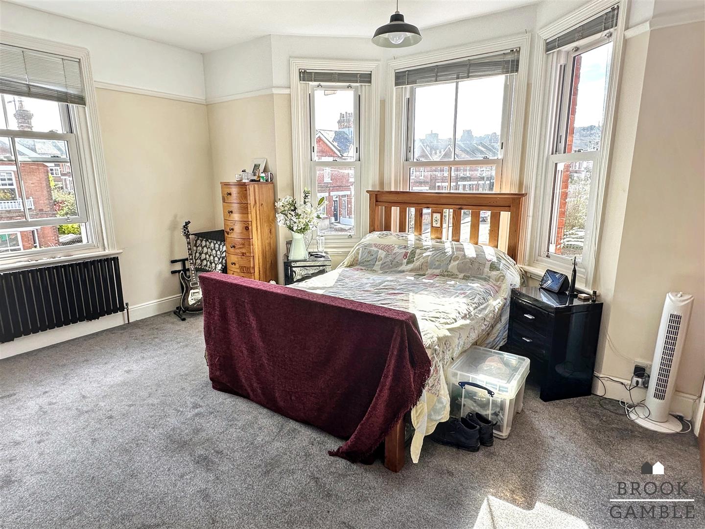 4 Bedroom House. Milton Road in Eastbourne,  19